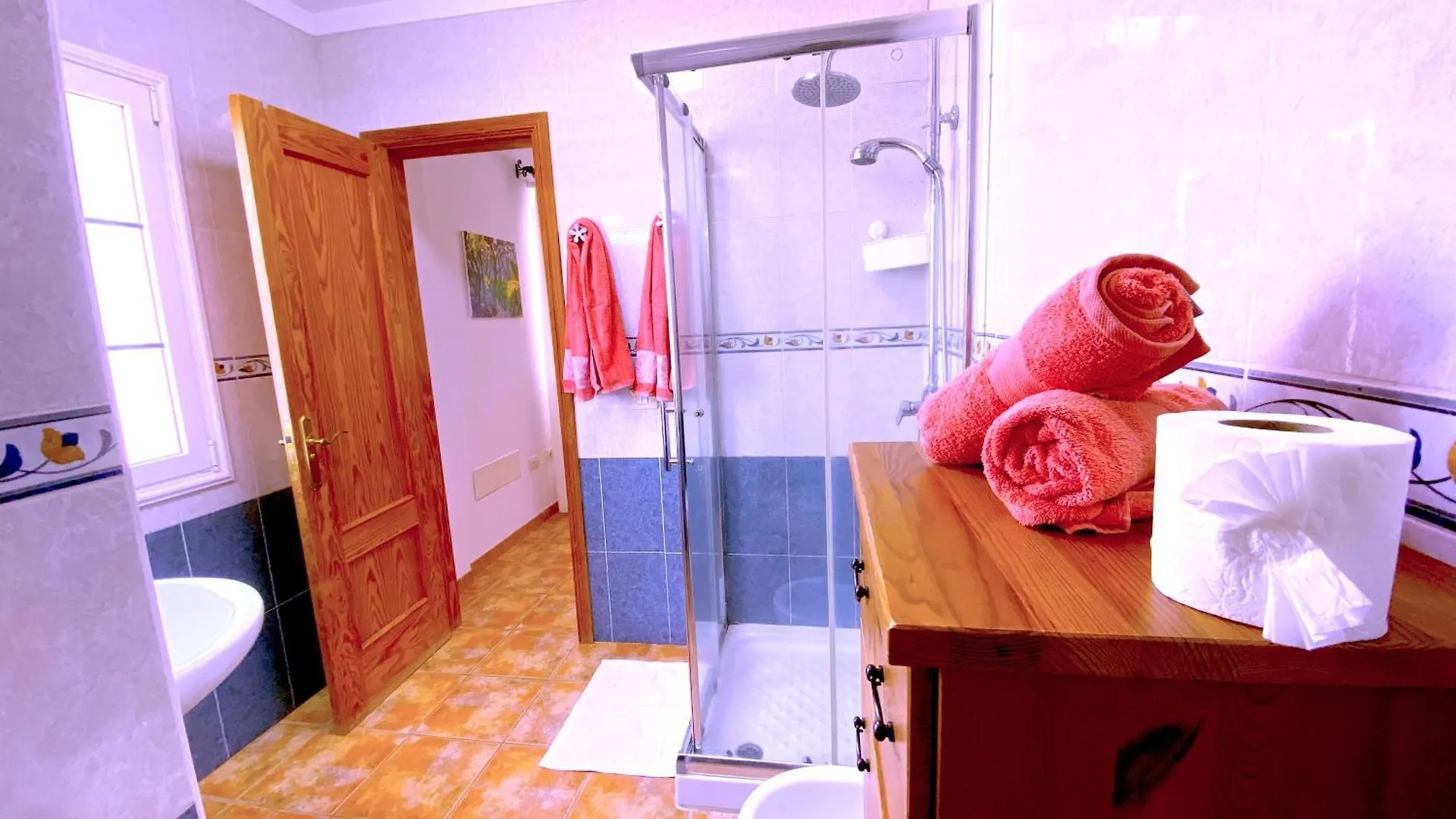 Tropicalidays Villa Cardones سان إيسيذرو